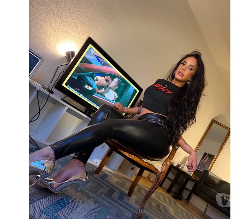 Trans Escorts South East London Croydon - Photos for PETIT CUTE ISLAND TRANS JUST ARRIVING TO LONDON (CROYDON)