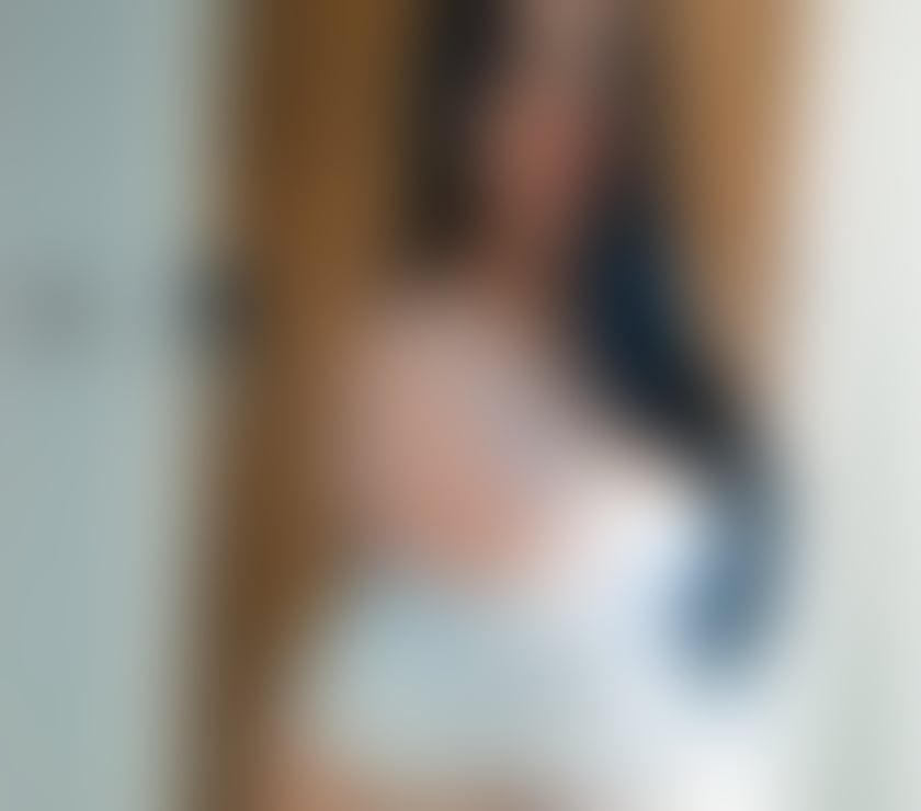 Escorts Ocean Village Southampton - Photos for Hi new in town sexy girl available now party 🥂📞Natasha