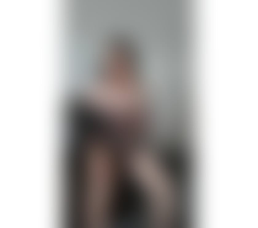 Escorts West London Hillingdon - Photos for New In Town Larisa Party!🔞