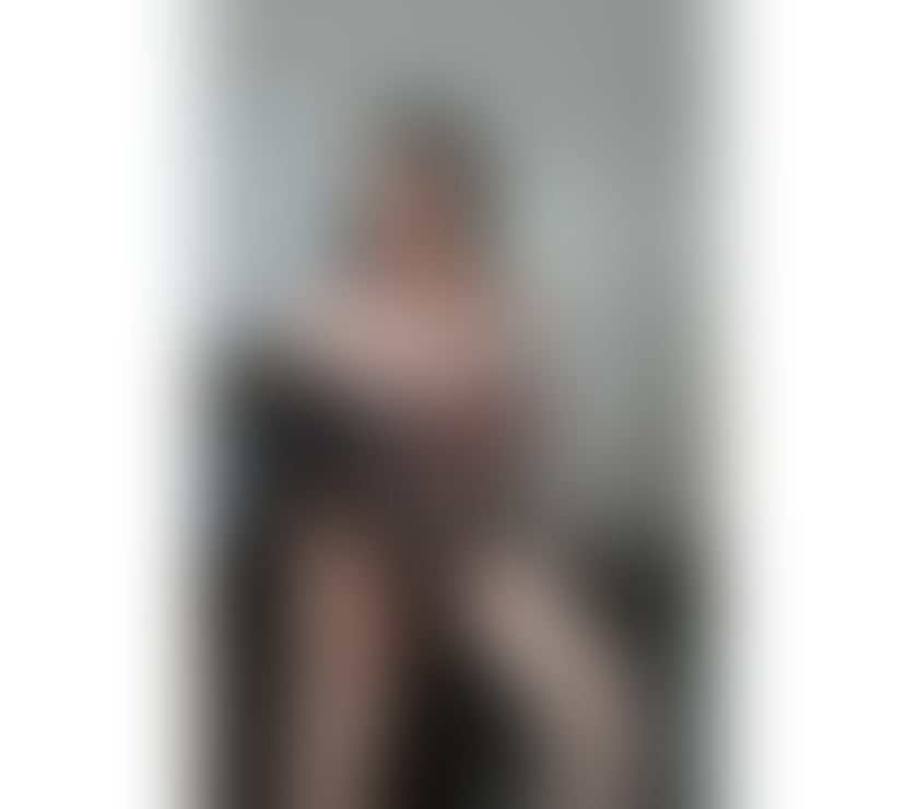 Escorts West London Hillingdon - Photos for New In Town Larisa Party!🔞