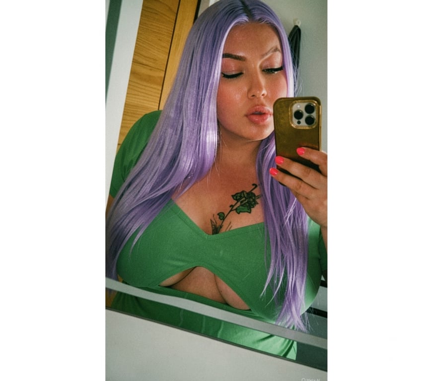 Escorts Barnet Edgware - Barnet - Photos for Busty Milf Maggi Colindale 😄👋💜🫵🏻