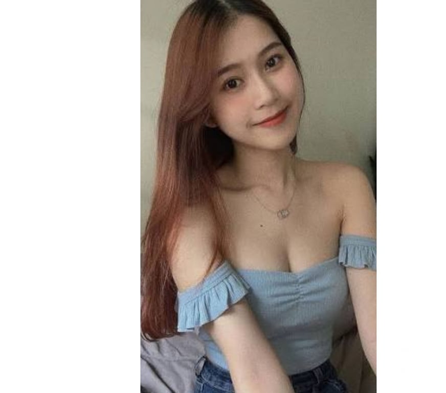 Escorts Devon Plymouth - Photos for New Asian girl in Plymouth city centre good GEF Service