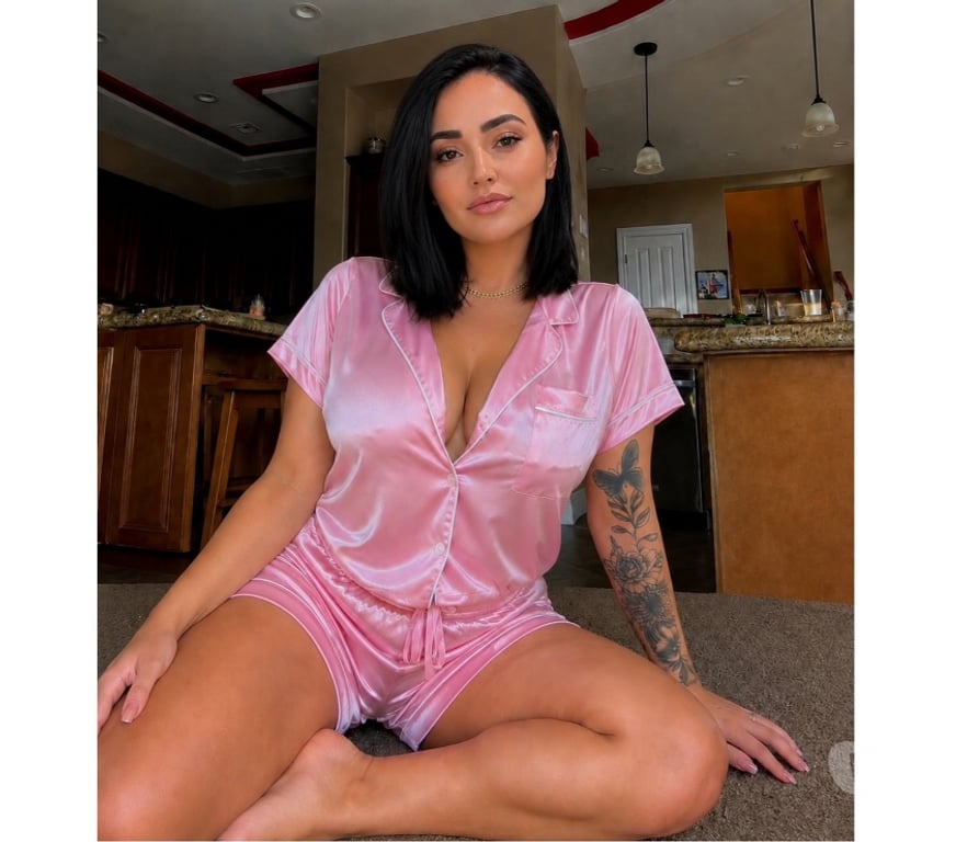 Escorts North West London Kilburn - North West London - Photos for NEW ESCORT GIRL IN KILBURN❤️SWEET GYA-REAL PICS-OWO-FKIS