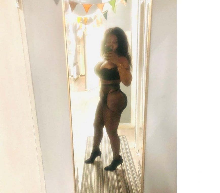 Escorts Essex Basildon - Photos for Hello l'm veronica