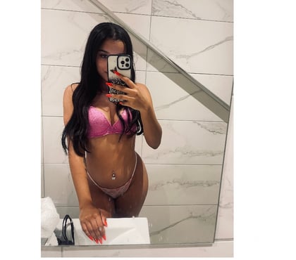  Escorts Croydon Town Centre Croydon - Photos for Stunning Brazilian🇧🇷