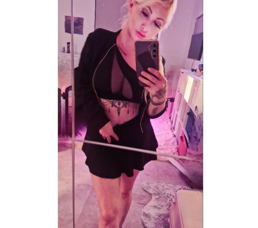 Escorts Bristol Bristol City Centre - Bristol - Photos for ADULT MOVIE STAR INKED HOT PETITE BARBIE DOLL