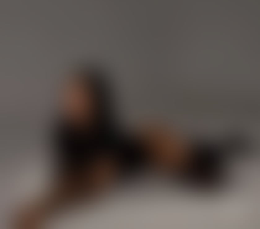 Hellen beautiful and sexy🥰party and best service