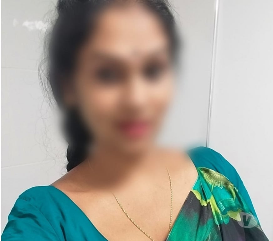 Escorts Bedfordshire Luton - Photos for DIYAA SOUTH INDIAN GIRL NEW IN LUTON