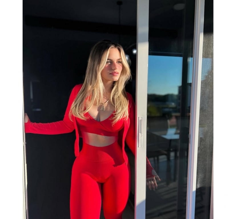 Escorts Central London Liverpool Street - Central London - Photos for NEW 🇧🇷 LATINA THE BEST PARTY 🎉 incall outcall