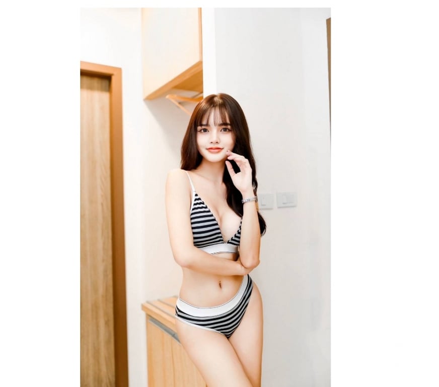 Escorts Greater Manchester Manchester - Photos for I am Meena Thai beautiful lady VIP service Real pic