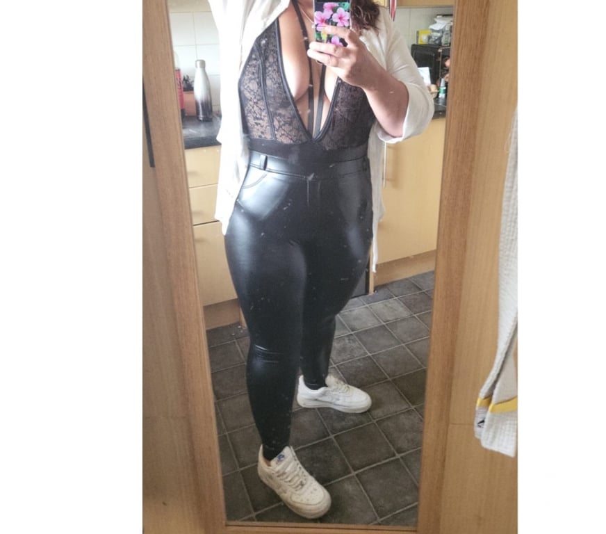 Escorts Wiltshire Chippenham - Wiltshire - Photos for 💞 Genuine 💞 Busty 💞 Married 💞 Milf 💞