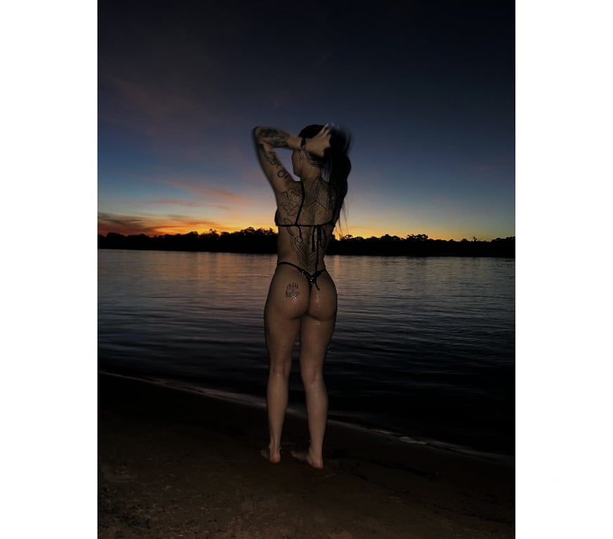 Escorts South West London Richmond upon Thames - Photos for Thuany Latina 🇧🇷like party 🎉 domination 😈