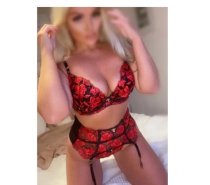 Escort Manchester City Centre Manchester - Photos for Playful British Blonde