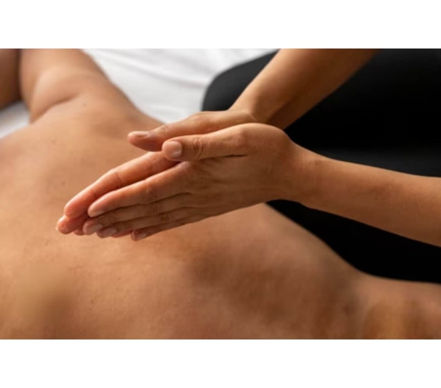 Escorts Pembrokeshire - Wales Pembroke Dock - Pembrokeshire - Photos for Ease Tension and Relaxation Massage