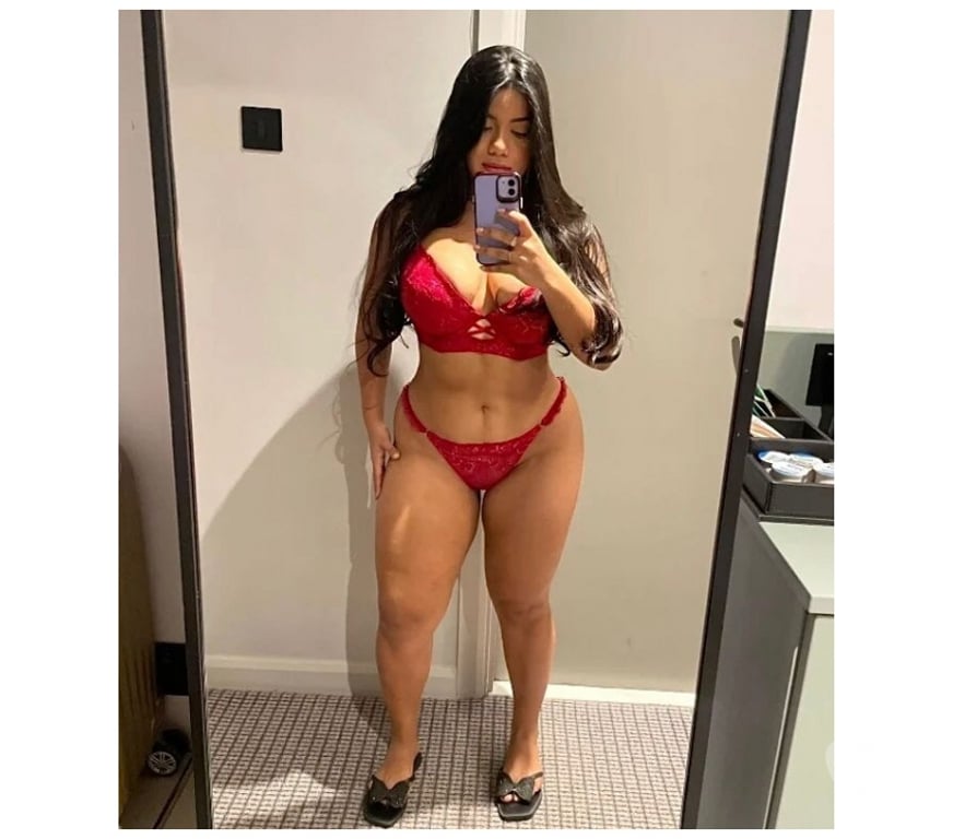 Escorts East London Havering - Photos for Hi im Brazilian girl call me for bes moments..