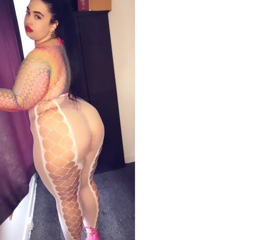 Escorts West Yorkshire Leeds - Photos for Chubby big ass 2 times 60£ no rush gfe A-level