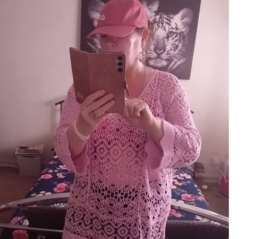Escorts West Yorkshire Wakefield - Photos for BRITISH FUN MATURE BRUNETTE