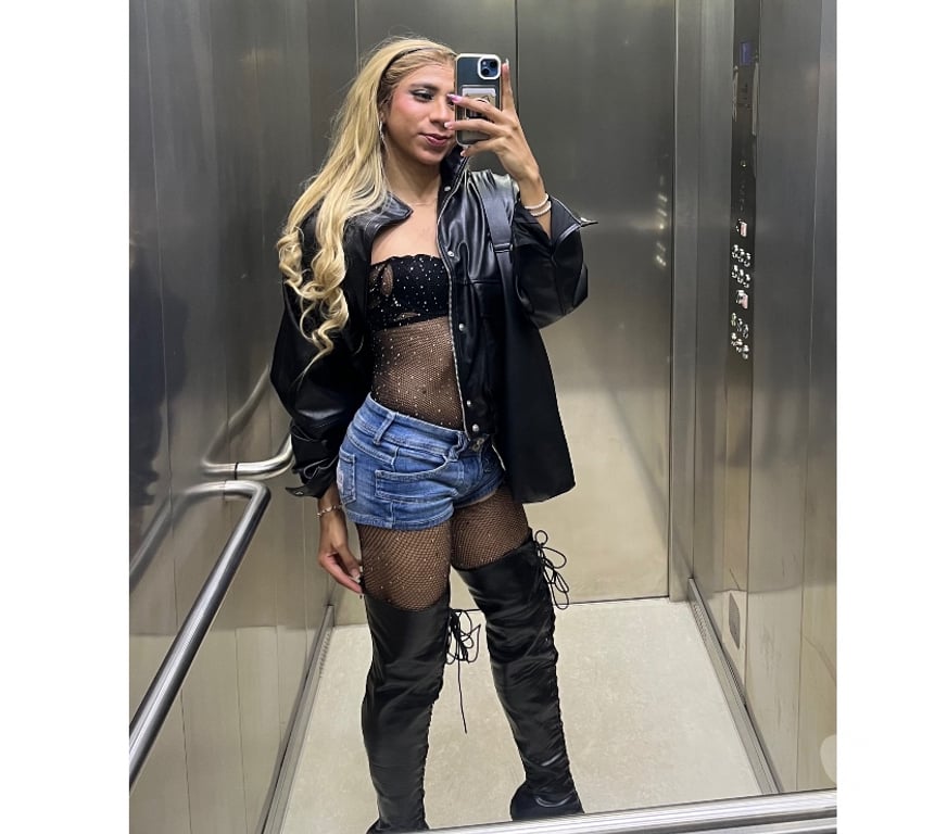 Trans Escorts West Midlands Solihull - Photos for HOT TGIRL AVAILABLE FOR MEN