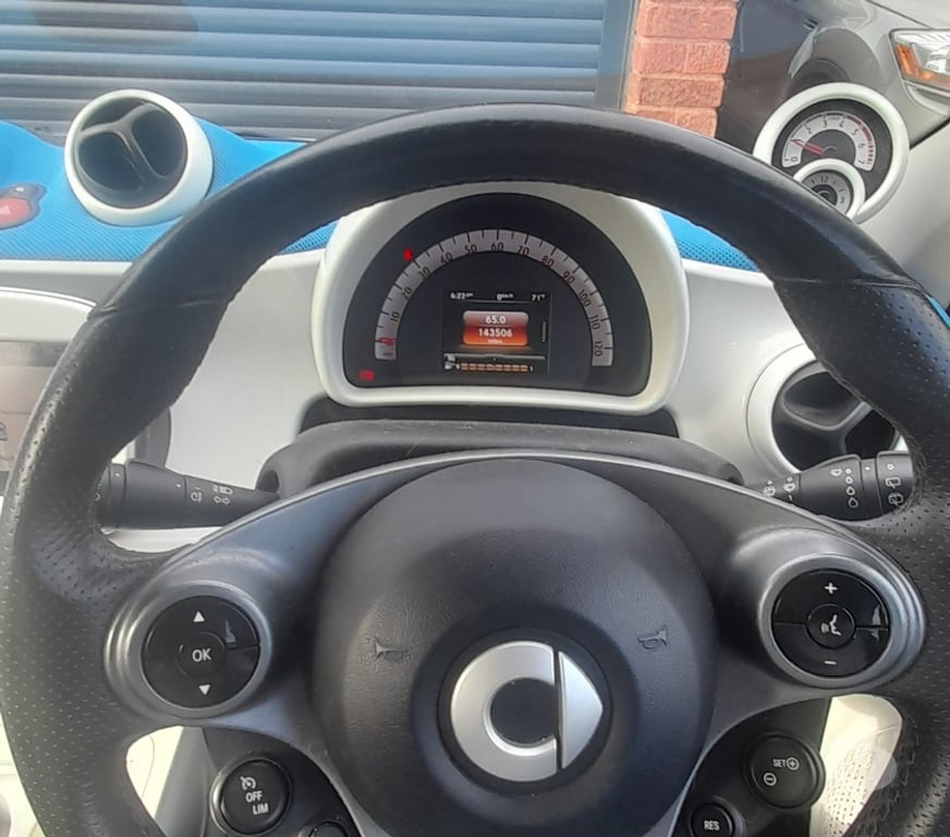 used cars for sale West Midlands Birmingham - Photos for Smart four four proxy premium