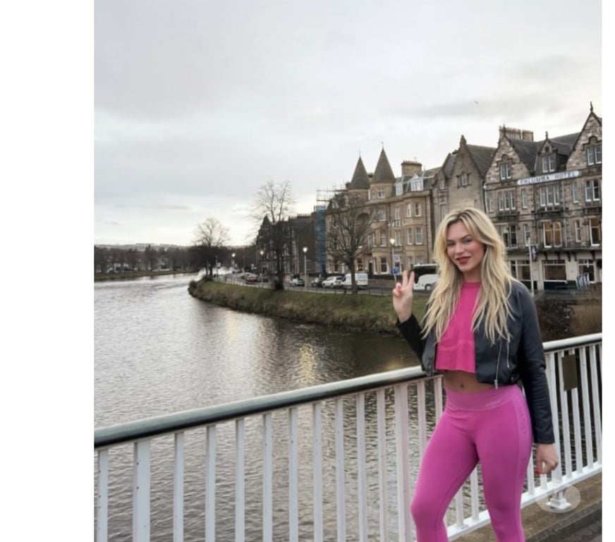 Escorts Lincolnshire North East Lincolnshire - Photos for REAL PICS OR YOUR MONEY BACK