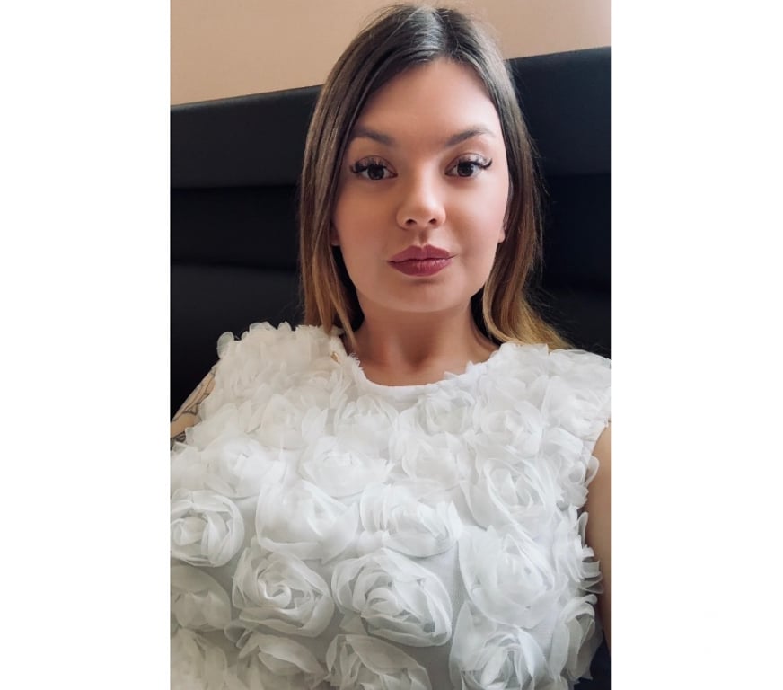 Escorts West Midlands Birmingham - Photos for XXX-LAURA-BELLE-XXXTHE GIRL NEXT DOOR XXXXREAL PHOTOS