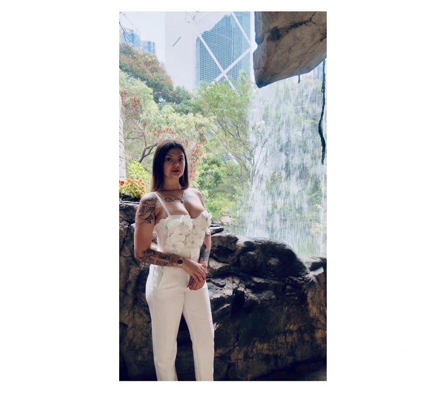 Escorts West Midlands Birmingham - Photos for XXX-LAURA-BELLE-XXXTHE GIRL NEXT DOOR XXXXREAL PHOTOS