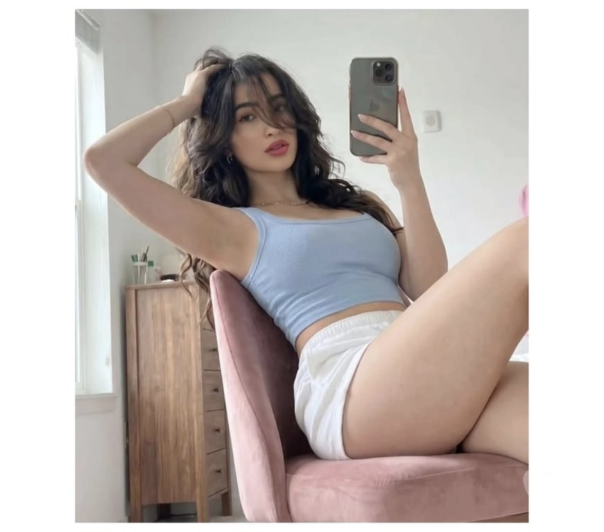 Escorts West London Hillingdon - Photos for Roberta🩷 sweet girl! B2B