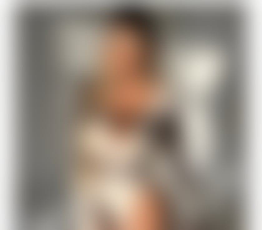 Photos for BLOND GIRL 🥳 IZA 🥵🥰