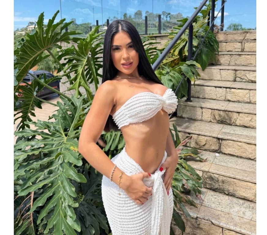 Escorts East London Stratford International - DLR Station - East London - Photos for CHARMING AND ATTRACTIVE BRUNETTE 💋🔥