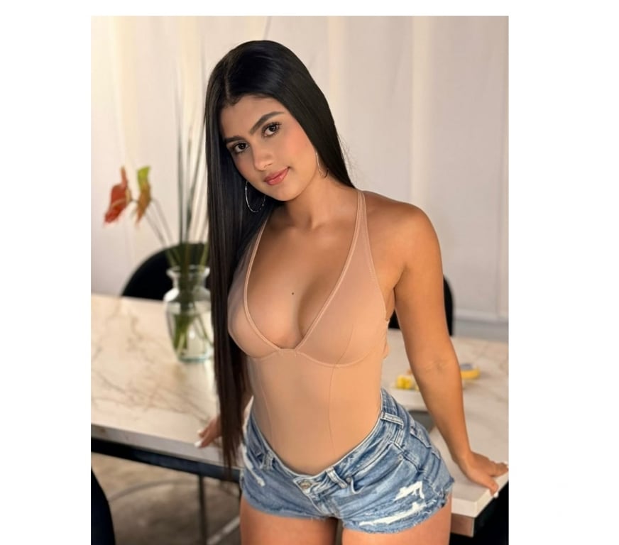 Escorts Belfast Belfast City Centre (South) - Belfast - Photos for INDIAN GIRL AVAILABLE FOR OUTCALL AND INCALL