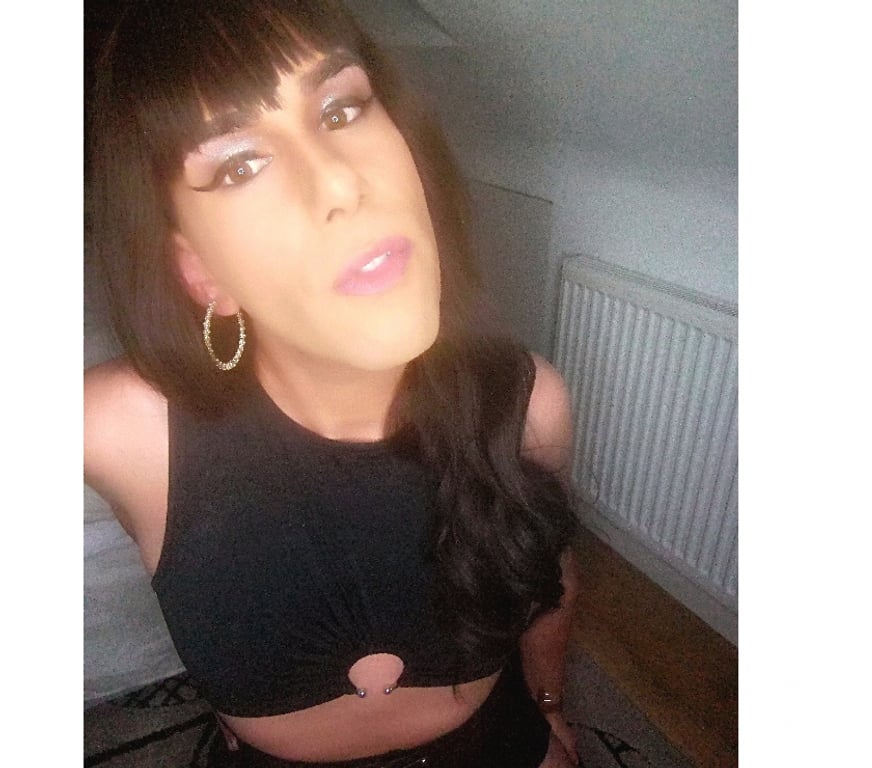 Gay Dating North West London Wembley Park - North West London - Photos for Feminine CD for masculine straight men