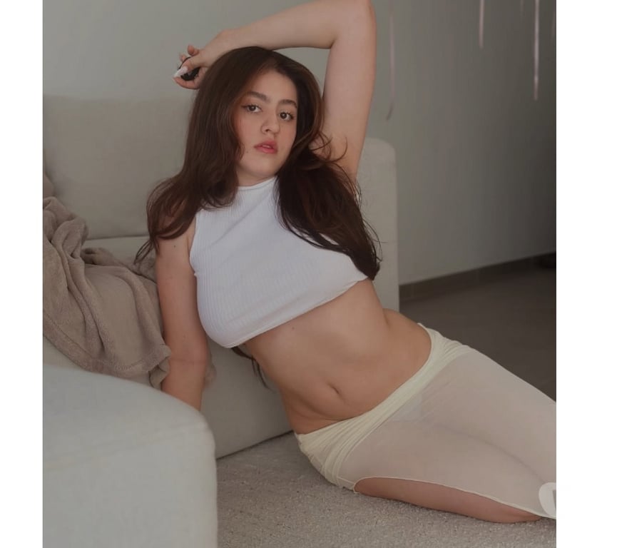 Escorts North West London Harrow - Photos for MATURE INDEPENDENT INDIAN GIRL SAKSHI AMAZING SERVICE