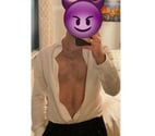 Handsome, Discreet Versatile Guy