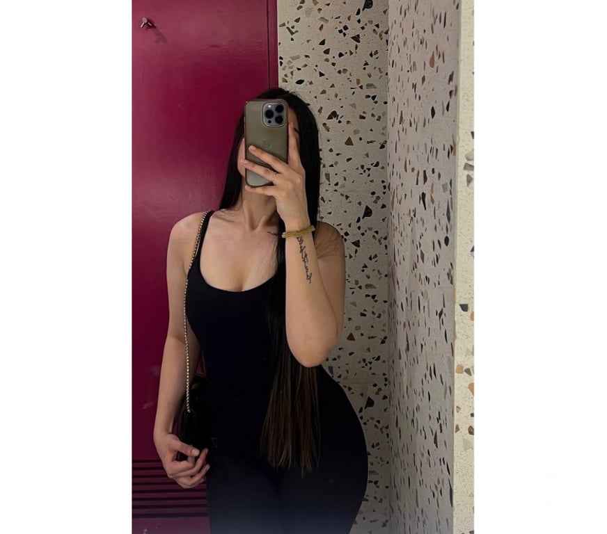 Escorts North West London Wembley Park - North West London - Photos for I'm an elegant indian girl in Wembley