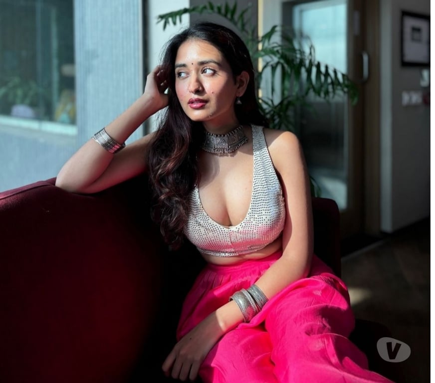 Escorts Cardiff Cardiff City Centre - Cardiff - Photos for I Am Simran Brar New Girl in your City