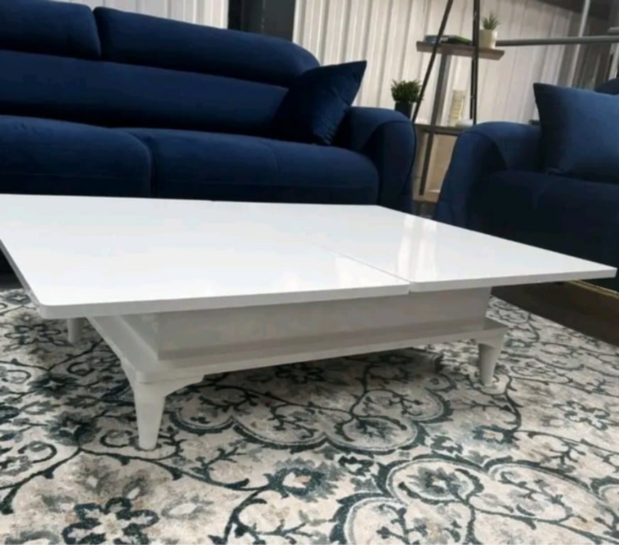 Miscellaneous Central London London Bridge Station - Central London - Photos for Luxury modern Top lift coffee table