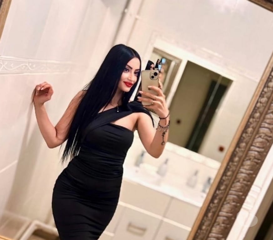 Escorts Slough Langley - Slough - Photos for Anda in your area.Only Outcall