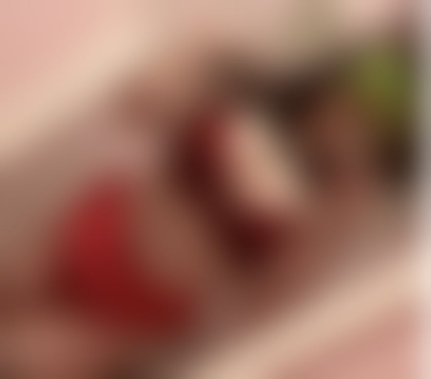Kink Escorts Bromley Common South East London - Photos for Busty Curvy Pierced Goth Girl Escort In London!
