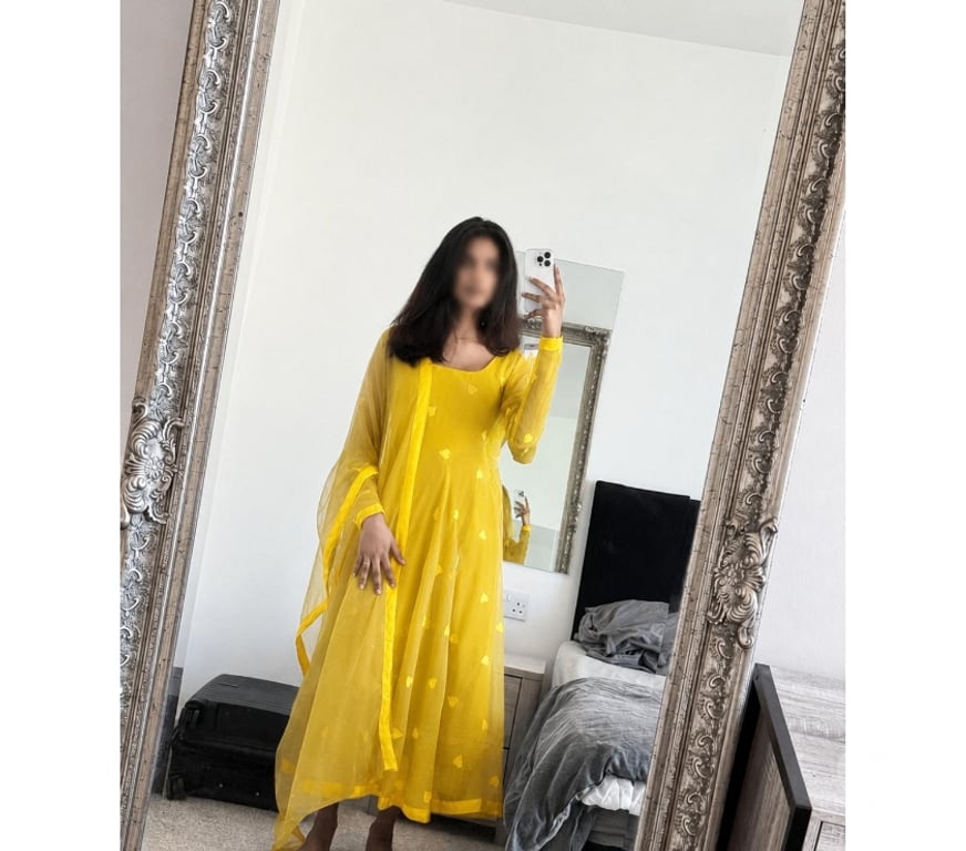 Escorts West Yorkshire Leeds - Photos for South Indian Tamil Girl New Leeds