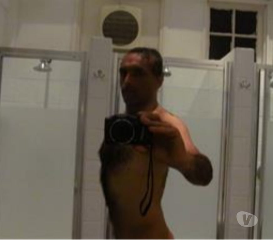 adult personals South East London Centrale Station - South East London - Photos for Man seekin woman with Pubic Hair for FWB relationship