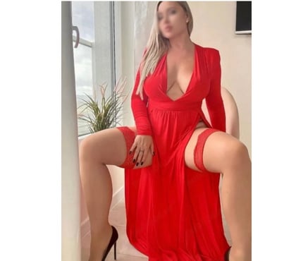 Escorts Brentwood Station Brentwood - Photos for AMANDA PORN STAR OUTCALL
