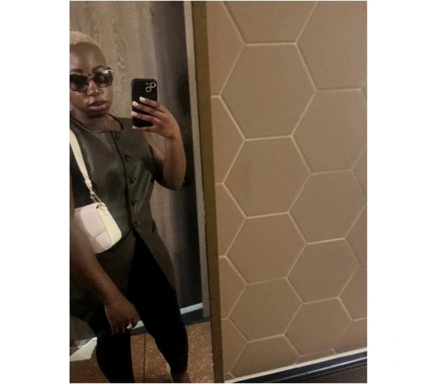 Escorts West London Hammersmith - West London - Photos for BIG ASS YOUNG EBONY GFE & PSE 🥵