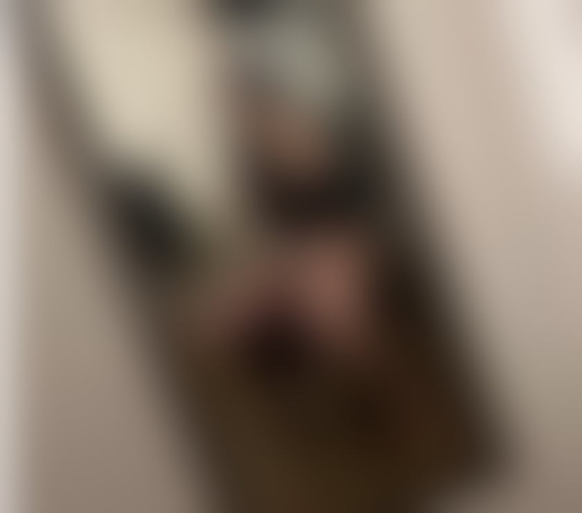 Escorts Kent Maidstone - Photos for 🎀RENY 2 PARTY GIRL’S AVAILABLE✨ONLY OUTCALL✨