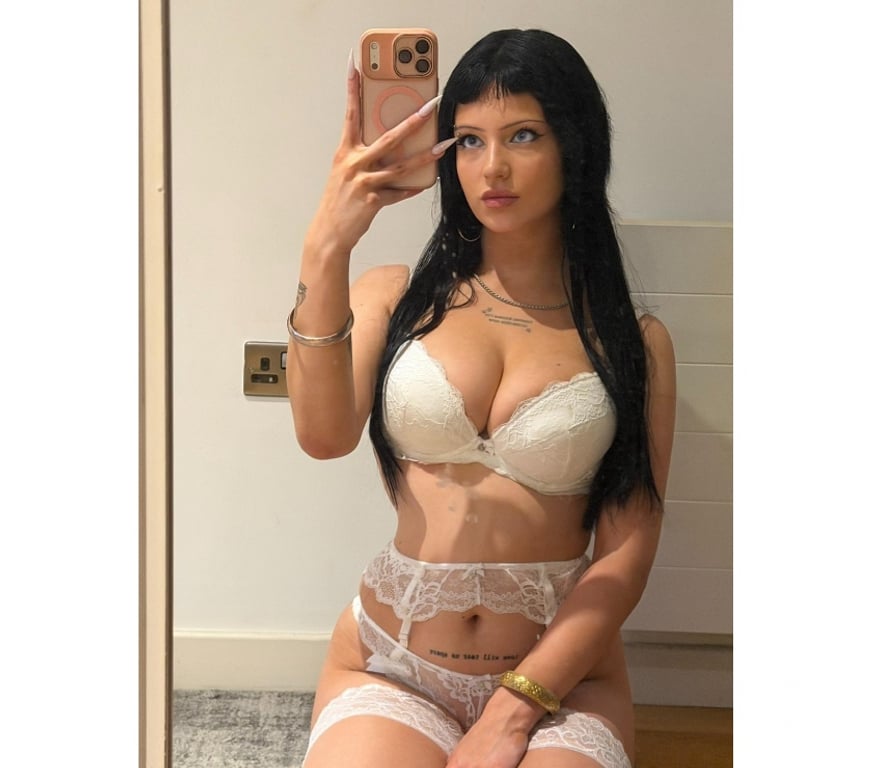 Escorts West Yorkshire Leeds - Photos for Sweet Charlotte Switch GENUINE ENGLISH High class