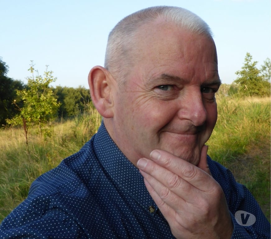 Gay Dating Greater Manchester Manchester - Photos for Gay man in the Oldham area Looking for Mates, Dates and Fun