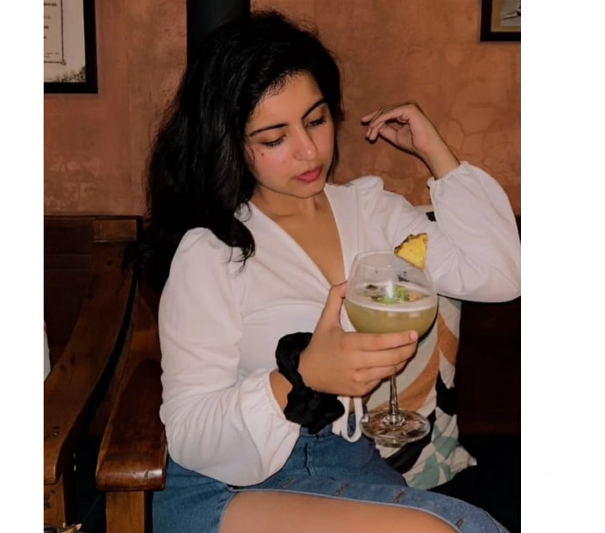 Escorts South East London Abbey Wood - South East London - Photos for I’m an elegant Indian companion girl.