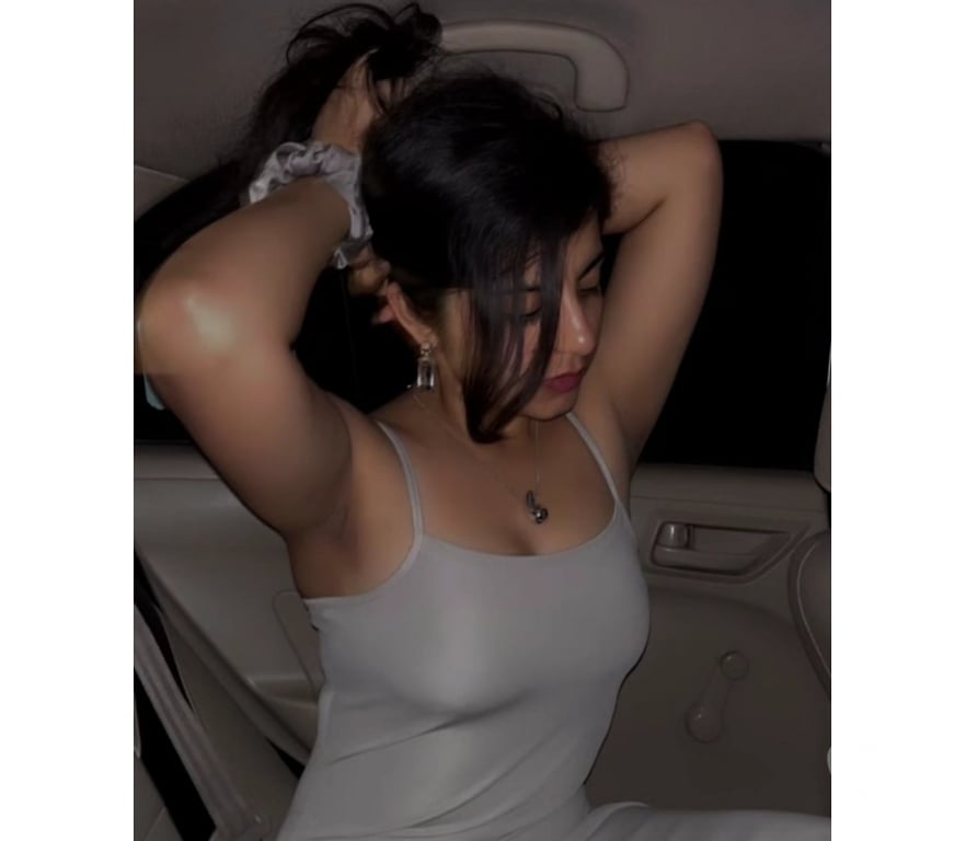 Escorts South East London Abbey Wood - South East London - Photos for I’m an elegant Indian companion girl.