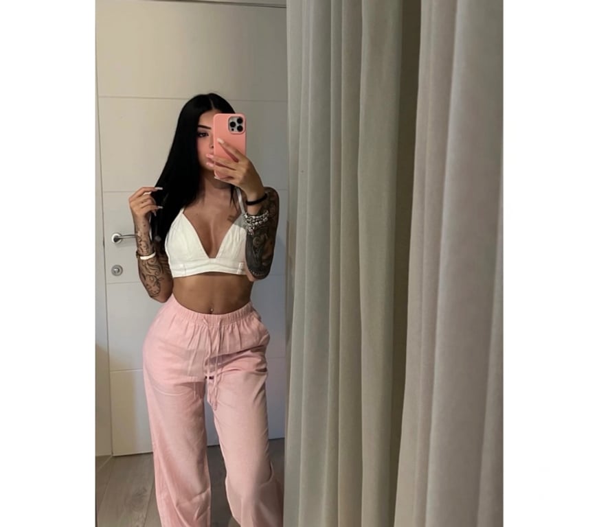 Escorts East London Little Ilford - East London - Photos for SEDUCTIVE, CHARMING AND HOT BRUNETTE 🔥💋