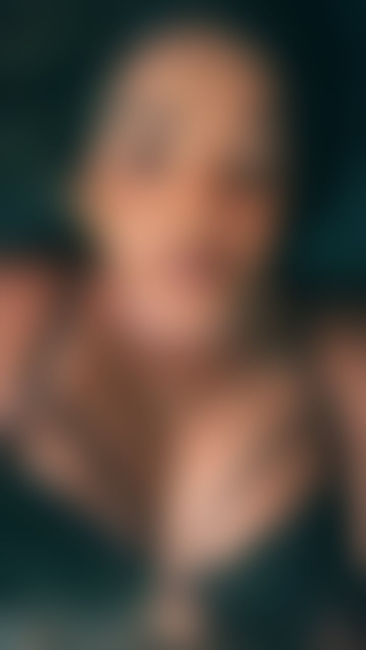 Escorts Greater Manchester Wigan - 