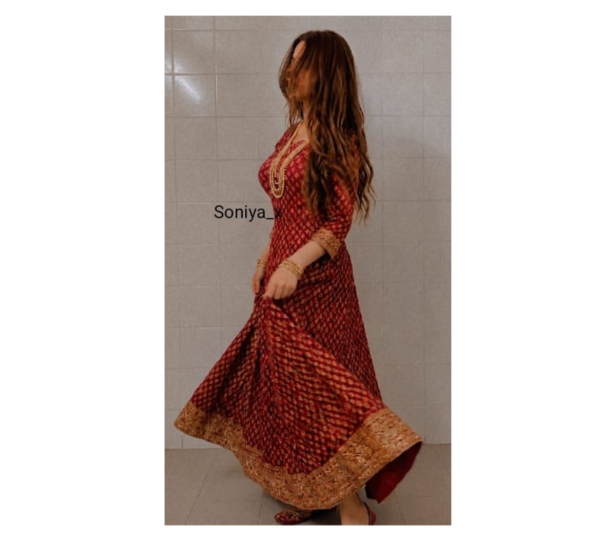 Escorts East London Whitechapel Station - East London - Photos for naughty and sexy Indian Pakistani escort